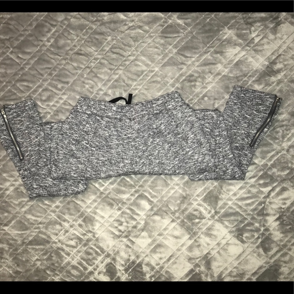 Love Tree❤️ 🌳 2 tone sweats - Picture 4 of 7